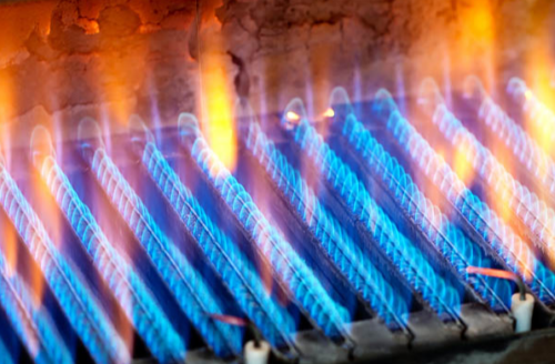 The flames from furnaces show different colors | Gibber Services